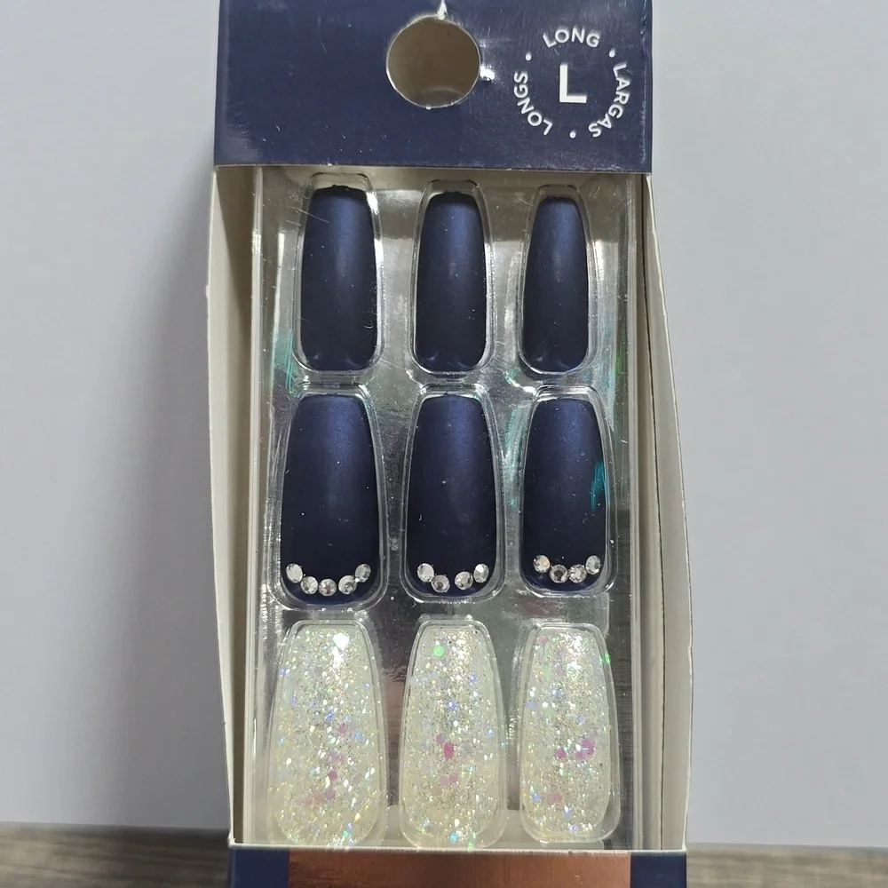 Dashing Diva NailBliss Salon Gel Nails Long Length Brand New Navy Matte - Picture 2 of 4